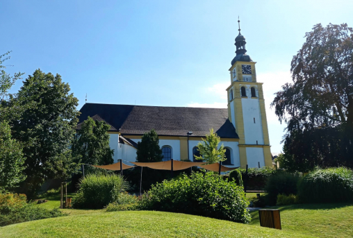 Kostel svatého Petra a Pavla v Hradci nad Moravicí