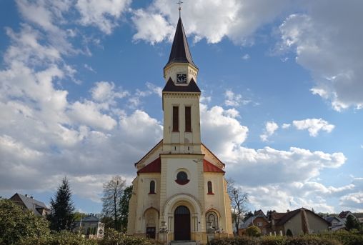 Kostel sv. Valentina v Háji ve Slezsku