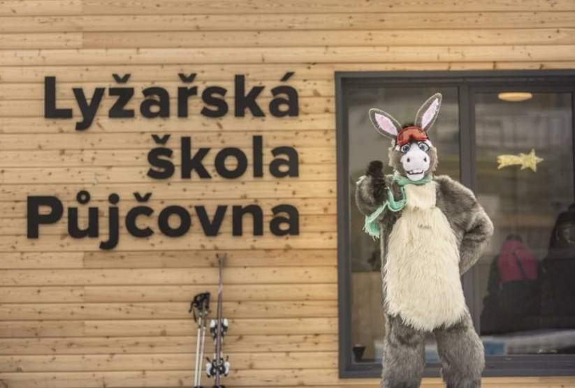 Ski areál Monínec - lyžařská škola