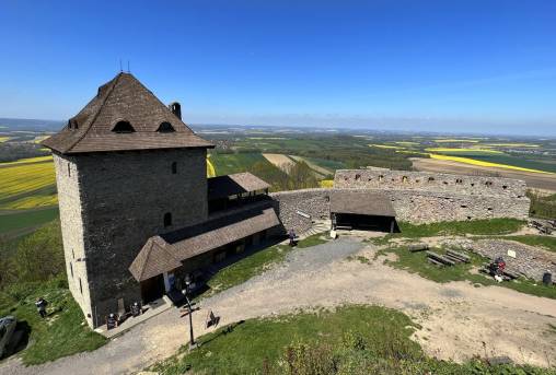 Hradní věž hradu Starý Jičín