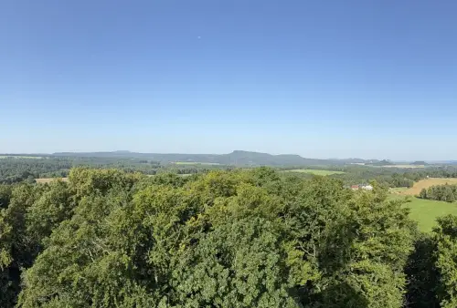 Rozhledna v Janově u Hřenska - výhled do krajiny