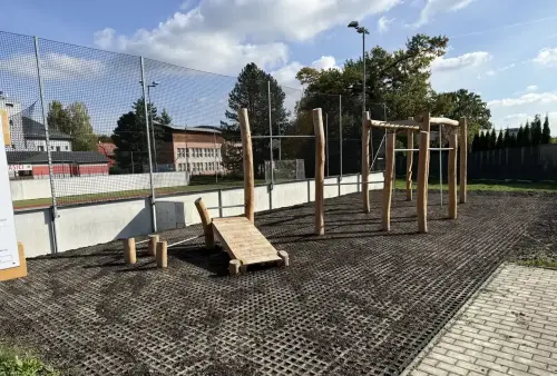 Workoutové hřiště (ul. Přední padělky) v Ostravě-Martinově