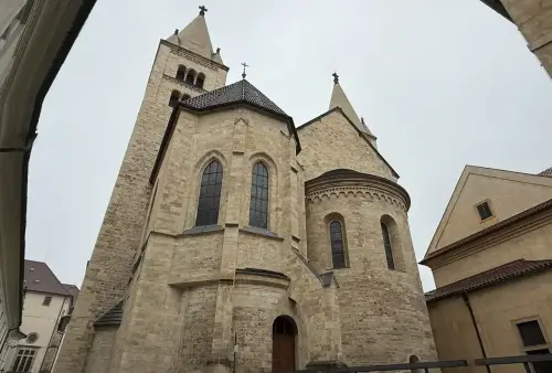 Bazilika a klášter sv. Jiří na Pražském hradě