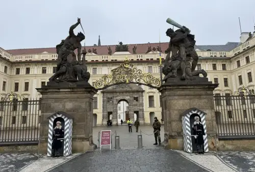 Pražský hrad – jeden z nejrozsáhlejších hradních komplexů na světě