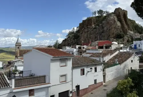 Kostel Panny Marie Pomocné (Iglesia de Nuestra Señora de los Remedios) v Ardales
