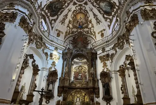 Iglesia de los Santos Mártires v Malaze