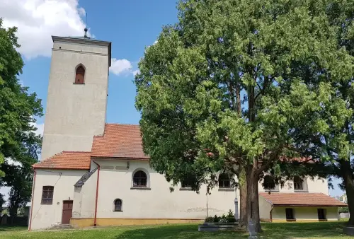 Hřbitovní kostel Nanebevzetí Panny Marie ve Vítkově