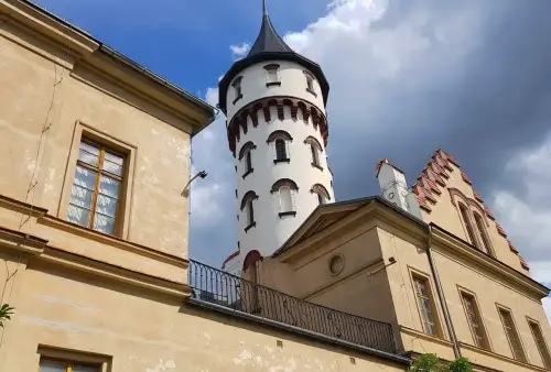 Zámek Raduň