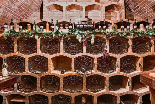Wellness Penzion Eva - vinný sklípek