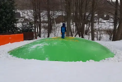 Skiareál Kopřivná - skákací bublina