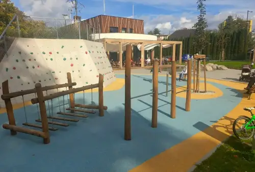 Volnočasové outdoorové centrum Brána Beskyd ve Frýdlantu nad Ostravicí