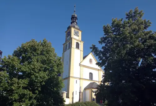 Kostel svatého Petra a Pavla v Hradci nad Moravicí