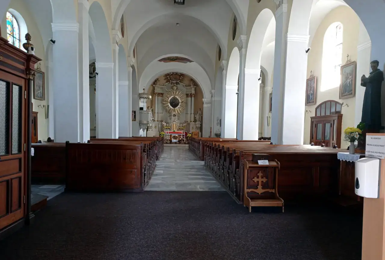 Kostel svatého Petra a Pavla v Hradci nad Moravicí