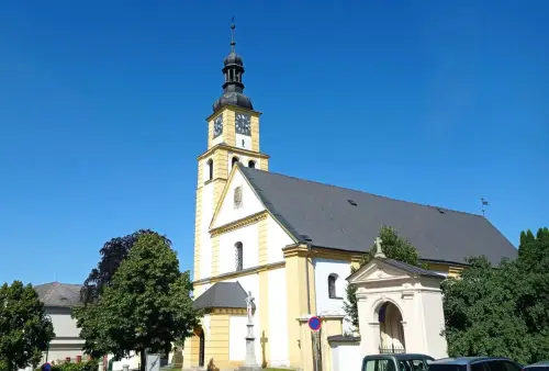 Kostel svatého Petra a Pavla v Hradci nad Moravicí