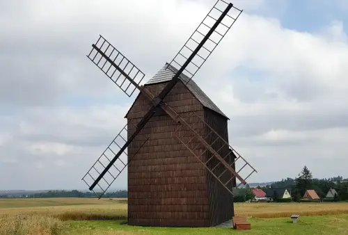 Větrný mlýn v Horním Novém Dvoře