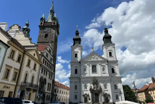 Kostel Neposkvrněného početí Panny Marie a sv. Ignáce v Klatovech