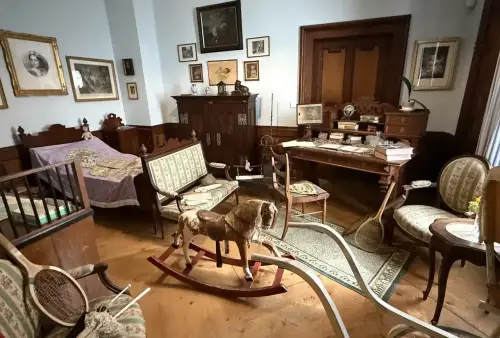 Zámek Hrádek u Nechanic - dětský pokoj